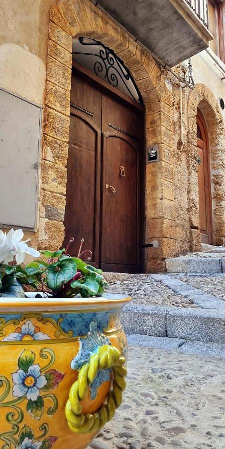 Dimora Ventimiglia Apartment Cefalu Exterior photo